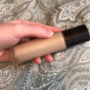 Becca Aqua luminous perfecting foundation SALE